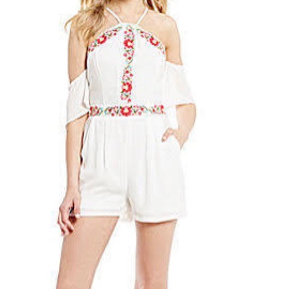 Gianni Bini Pants - Gianni Bini•Embroidered Cold Shoulder Romper•